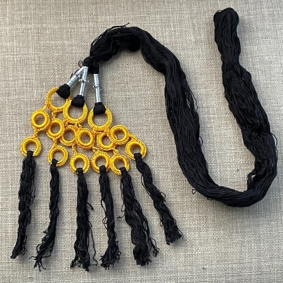 Hair Pranda Black/Yellow Tone Cultural Hair Accessory Traditional Parandi - Picture 6 of 8